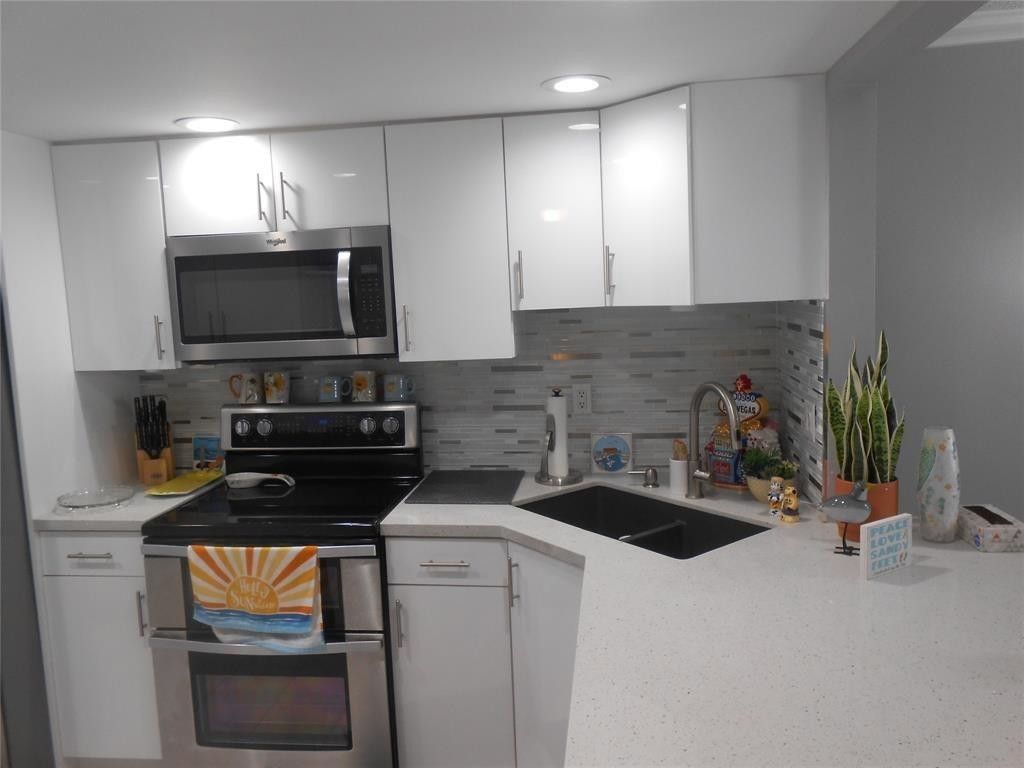 4540 N Ocean Drive, Unit 210, Lauderdale by the Sea, FL 33308 Photo