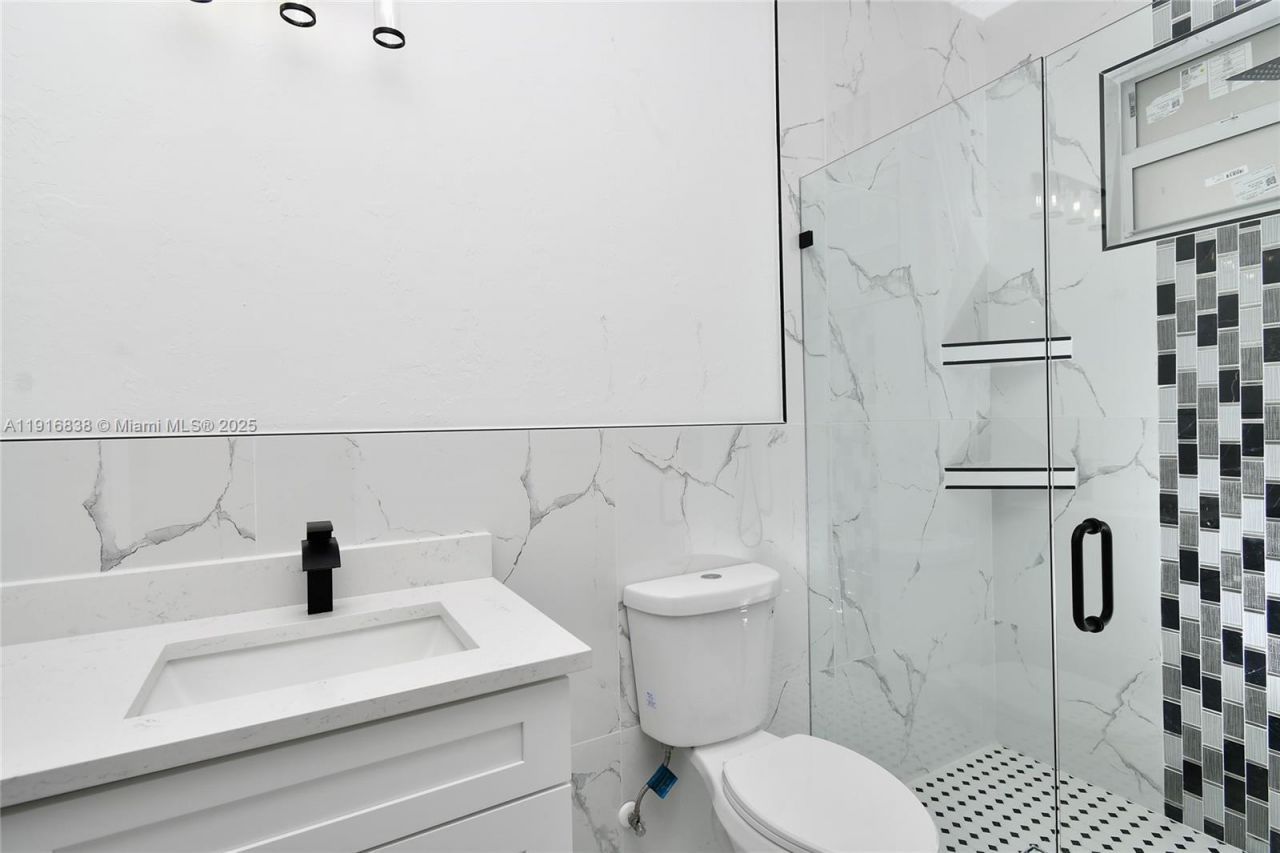 1905 Charles Ave N, Lehigh Acres, FL 33971 Photo