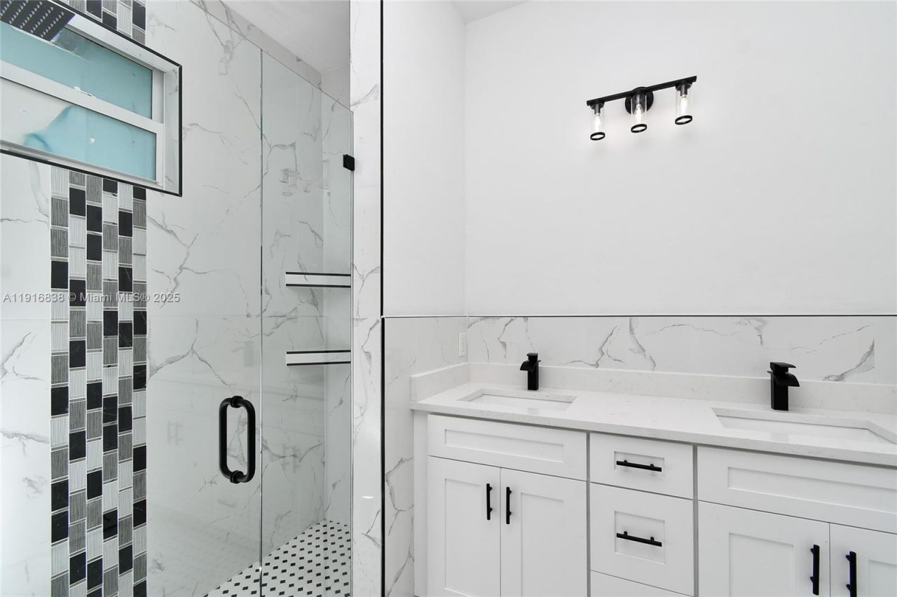 1905 Charles Ave N, Lehigh Acres, FL 33971 Photo