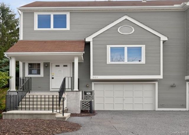 301 Kensington Way, Mount Kisco, NY 10549 Main Photo