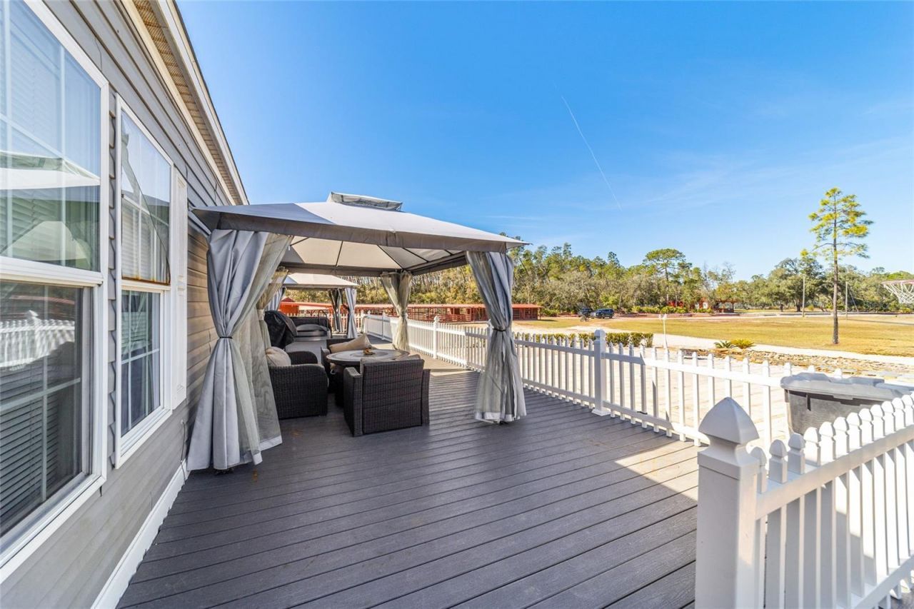 14181 SE 211th Court, Umatilla, FL 32784 Photo