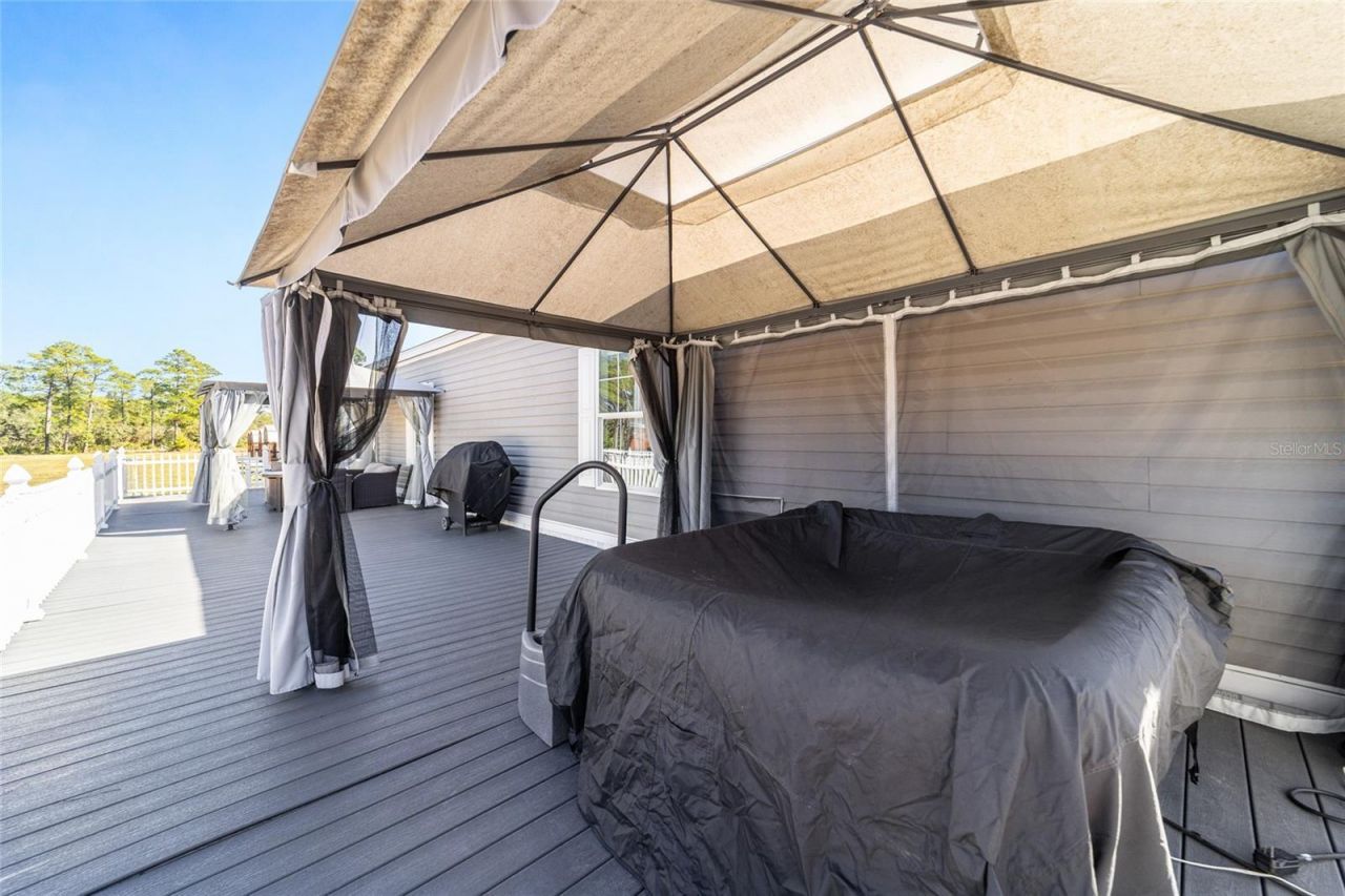 14181 SE 211th Court, Umatilla, FL 32784 Photo