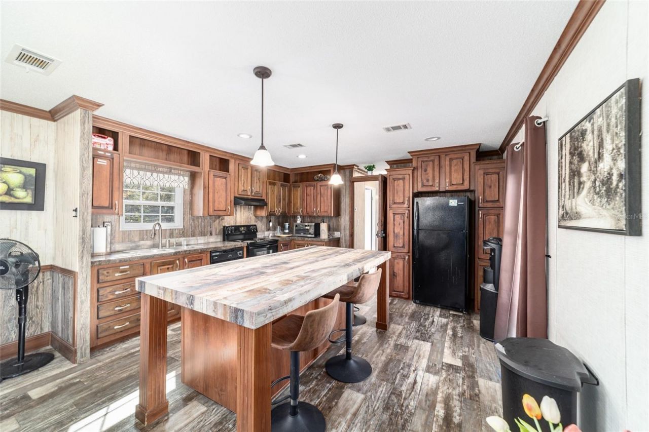 14181 SE 211th Court, Umatilla, FL 32784 Photo