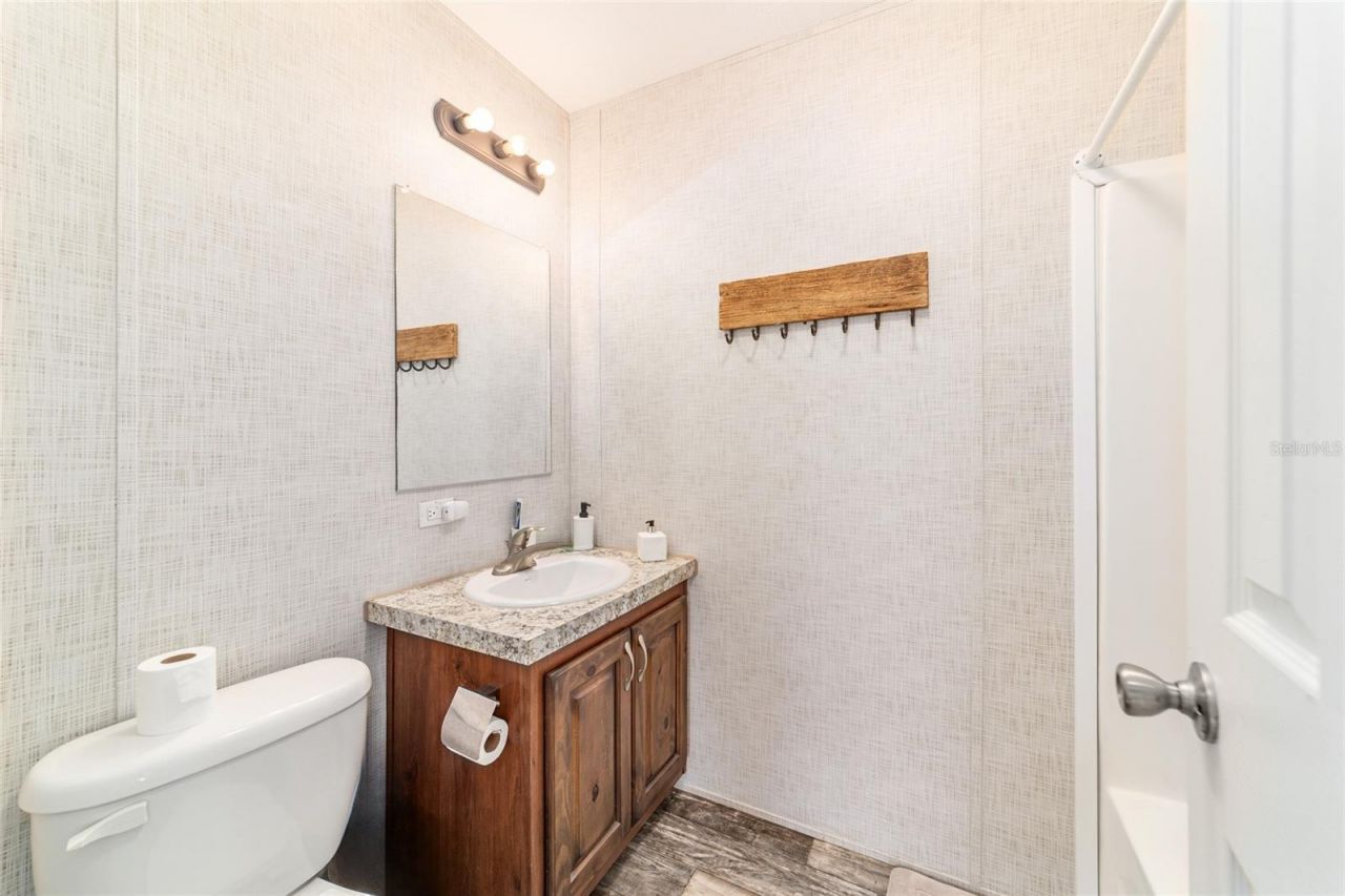 14181 SE 211th Court, Umatilla, FL 32784 Photo