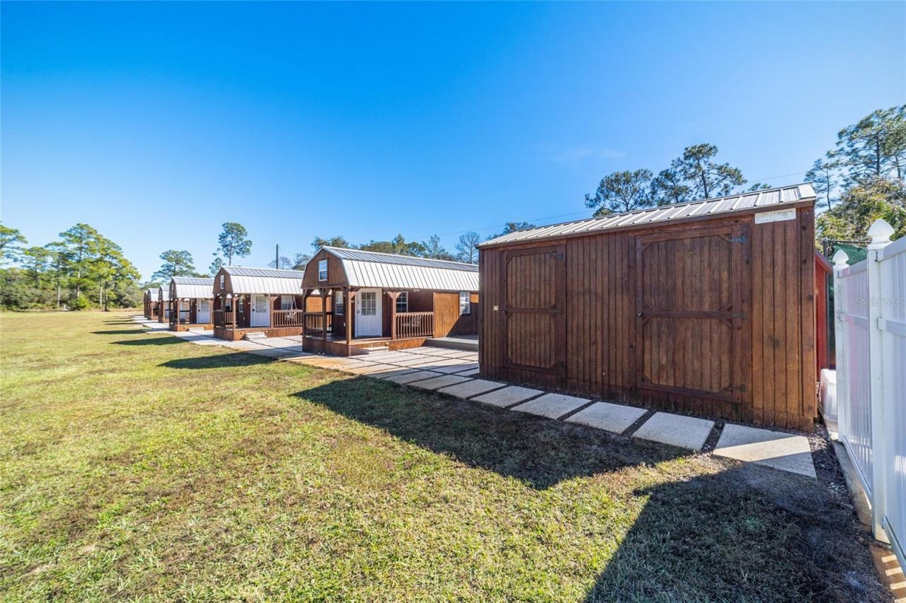 14181 SE 211th Court, Umatilla, FL 32784 Photo