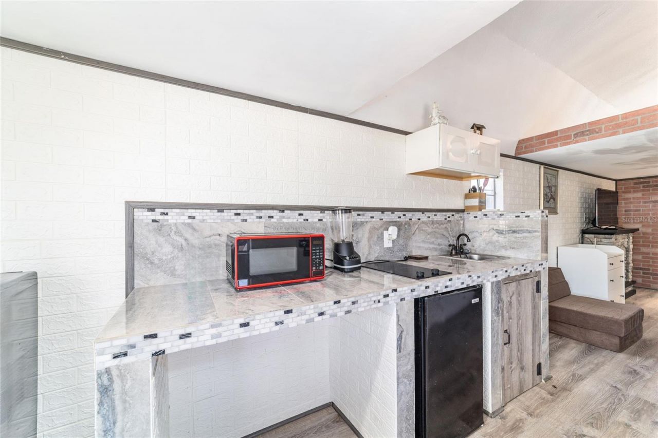 14181 SE 211th Court, Umatilla, FL 32784 Photo