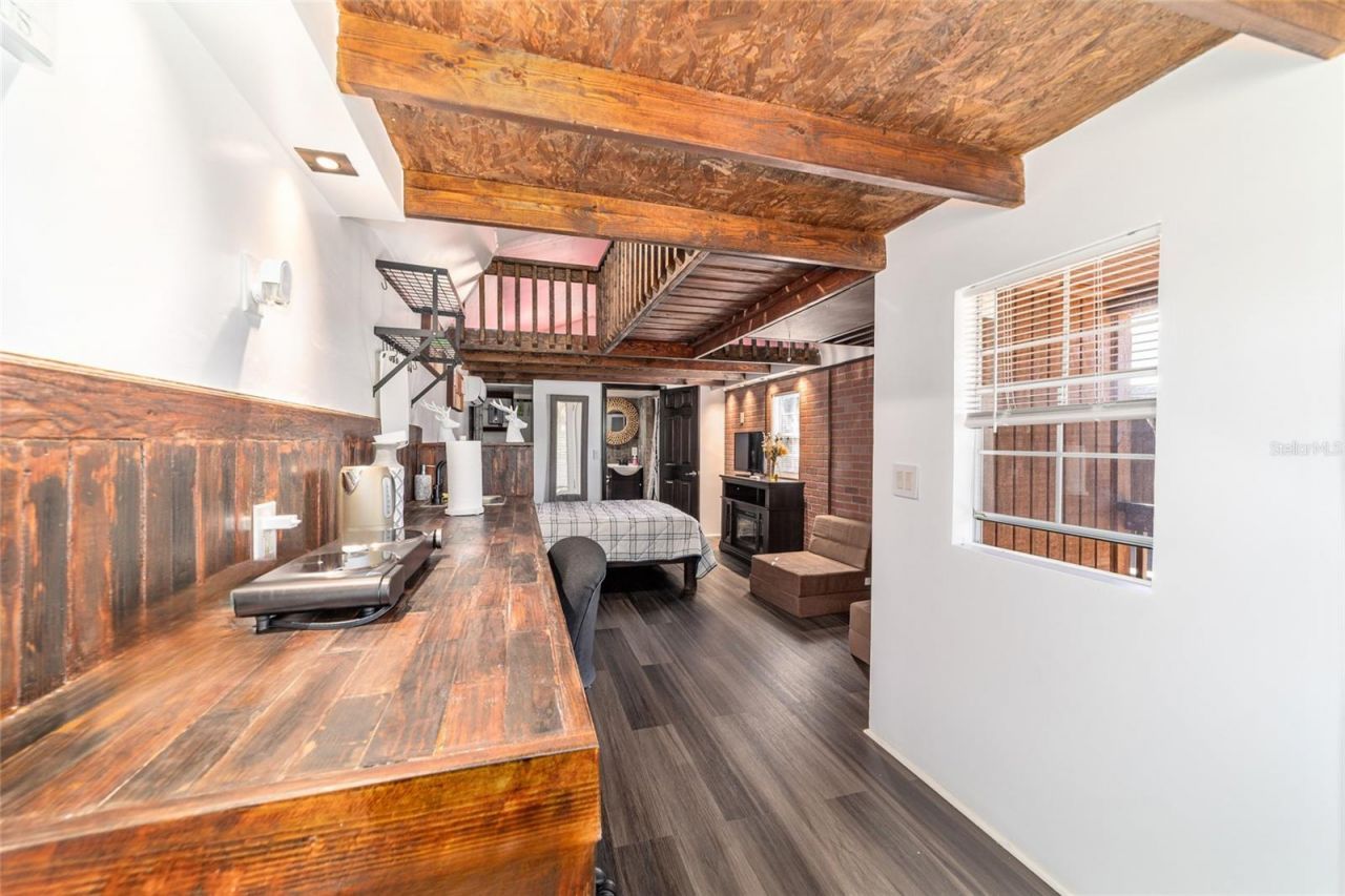 14181 SE 211th Court, Umatilla, FL 32784 Photo