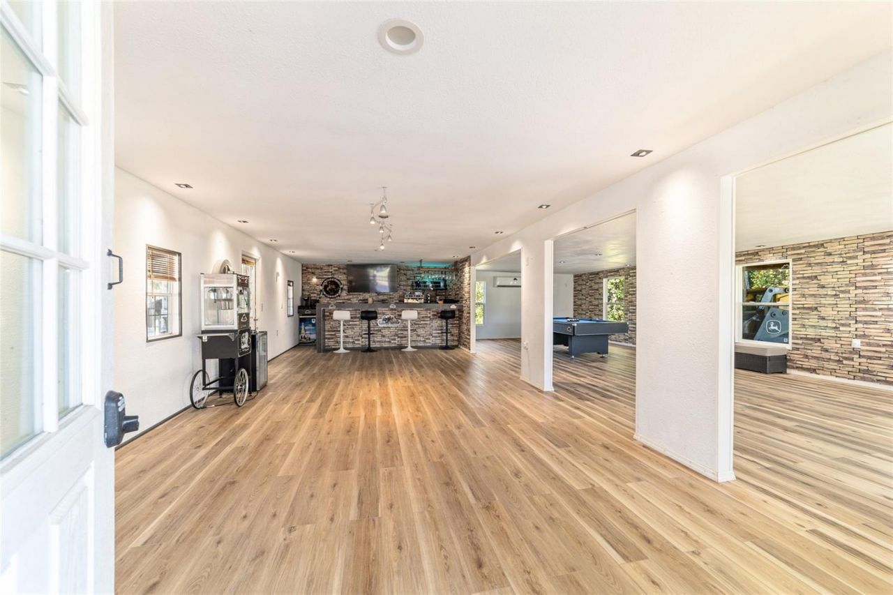 14181 SE 211th Court, Umatilla, FL 32784 Photo