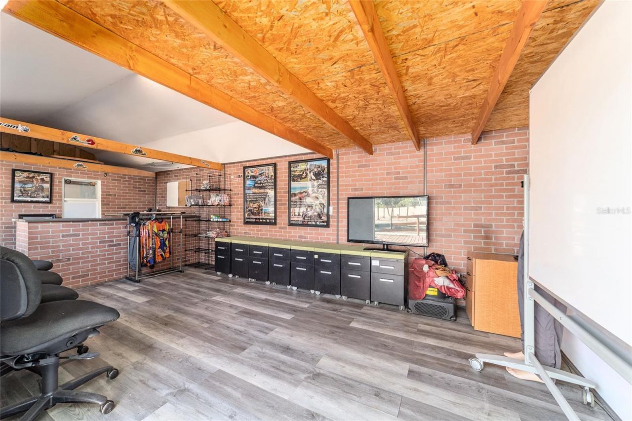 14181 SE 211th Court, Umatilla, FL 32784 Photo