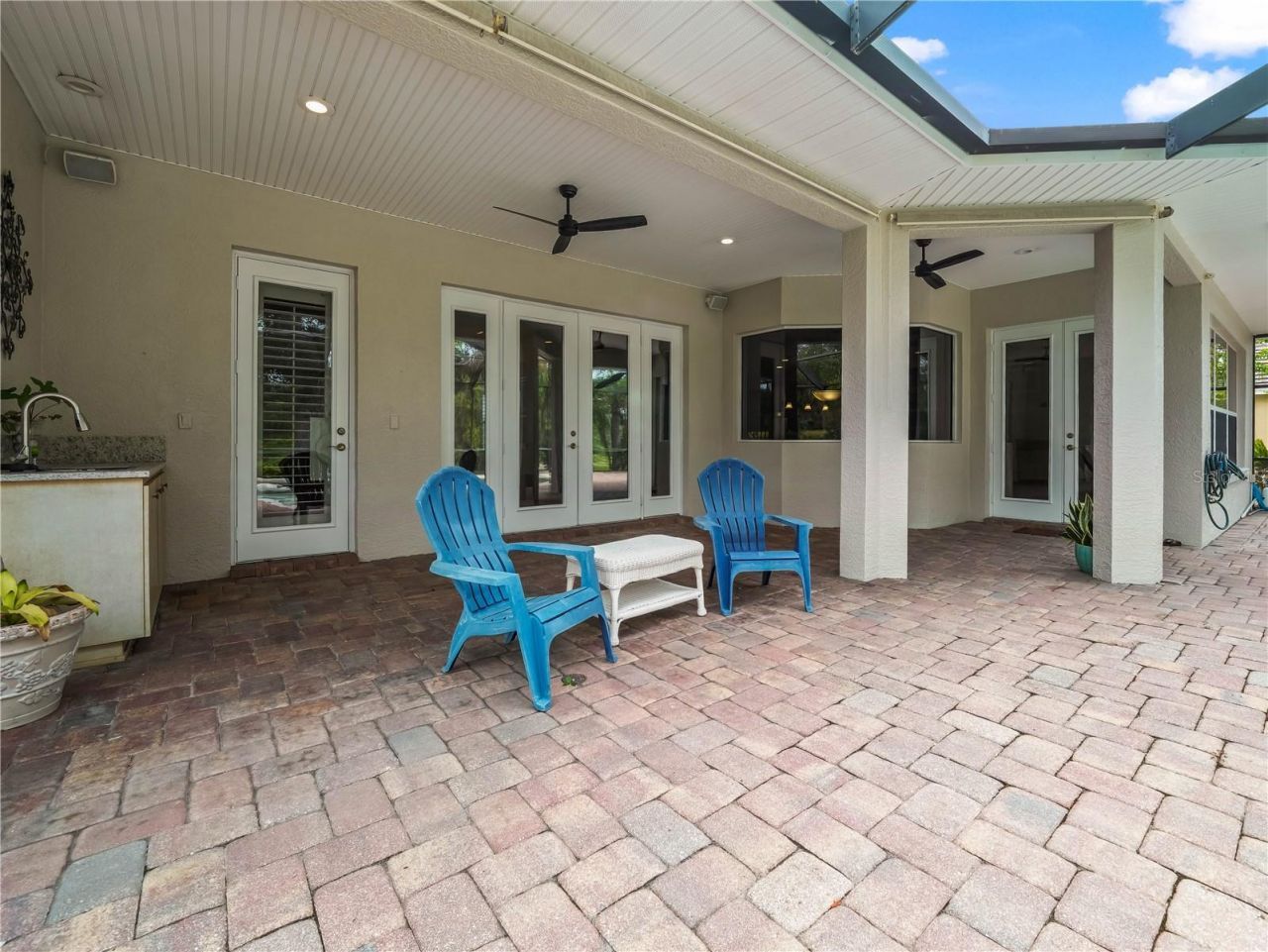 565 Whisper Woods Drive, Lakeland, FL 33813 Photo