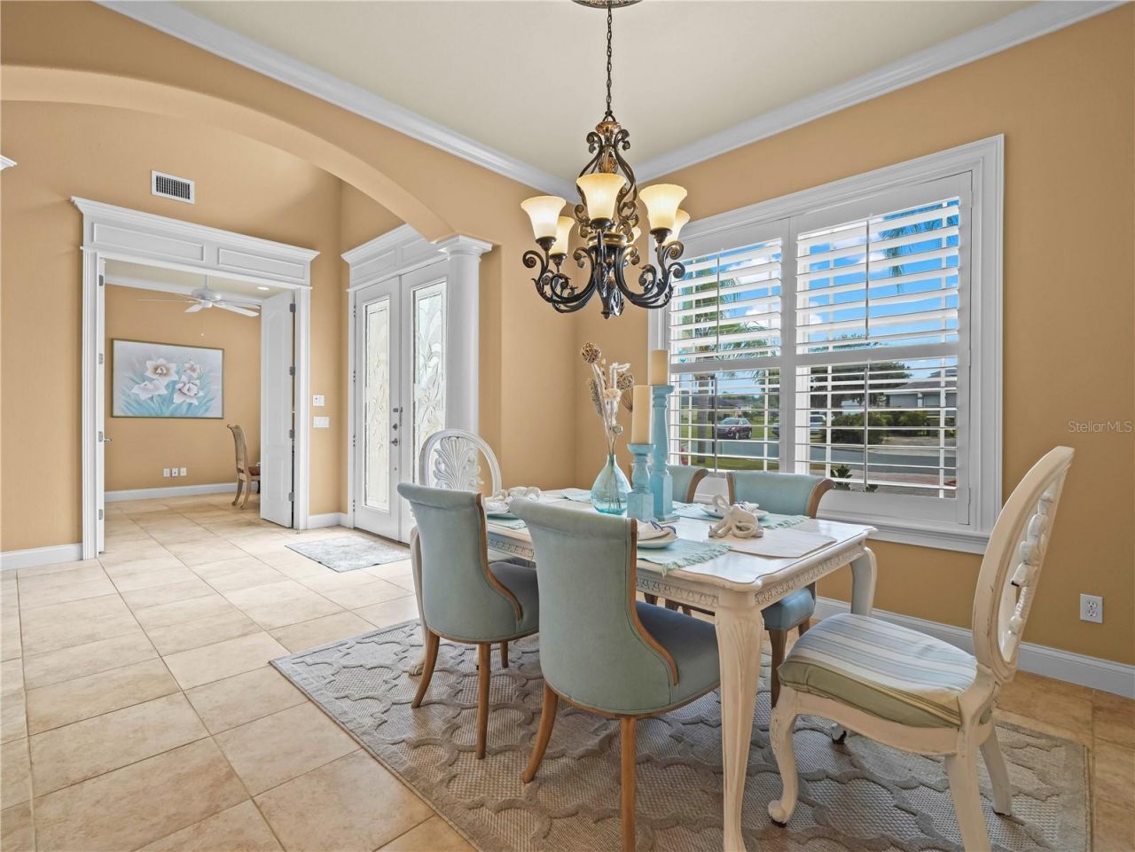 565 Whisper Woods Drive, Lakeland, FL 33813 Photo