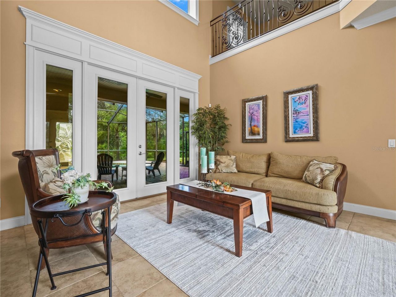 565 Whisper Woods Drive, Lakeland, FL 33813 Photo