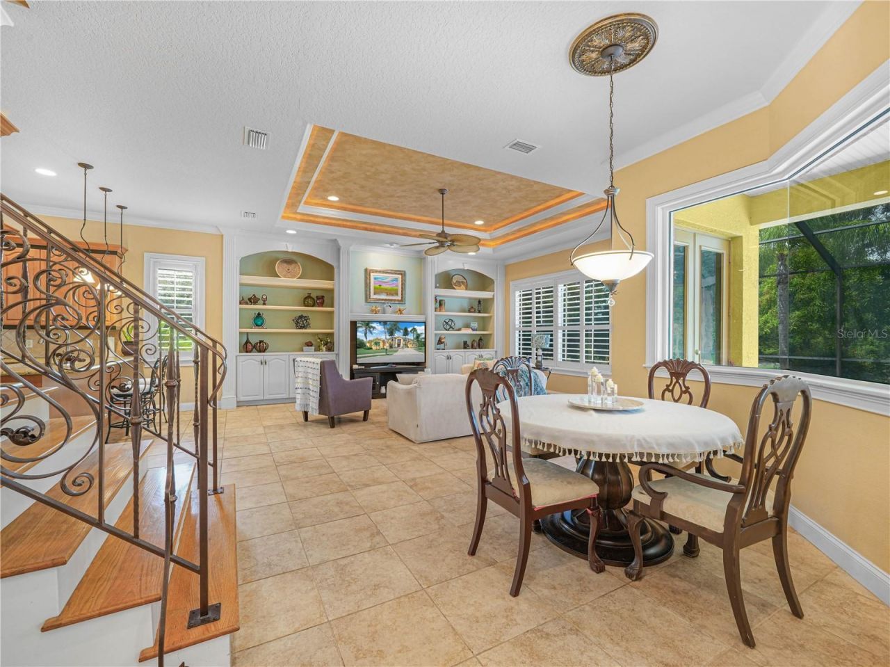 565 Whisper Woods Drive, Lakeland, FL 33813 Photo