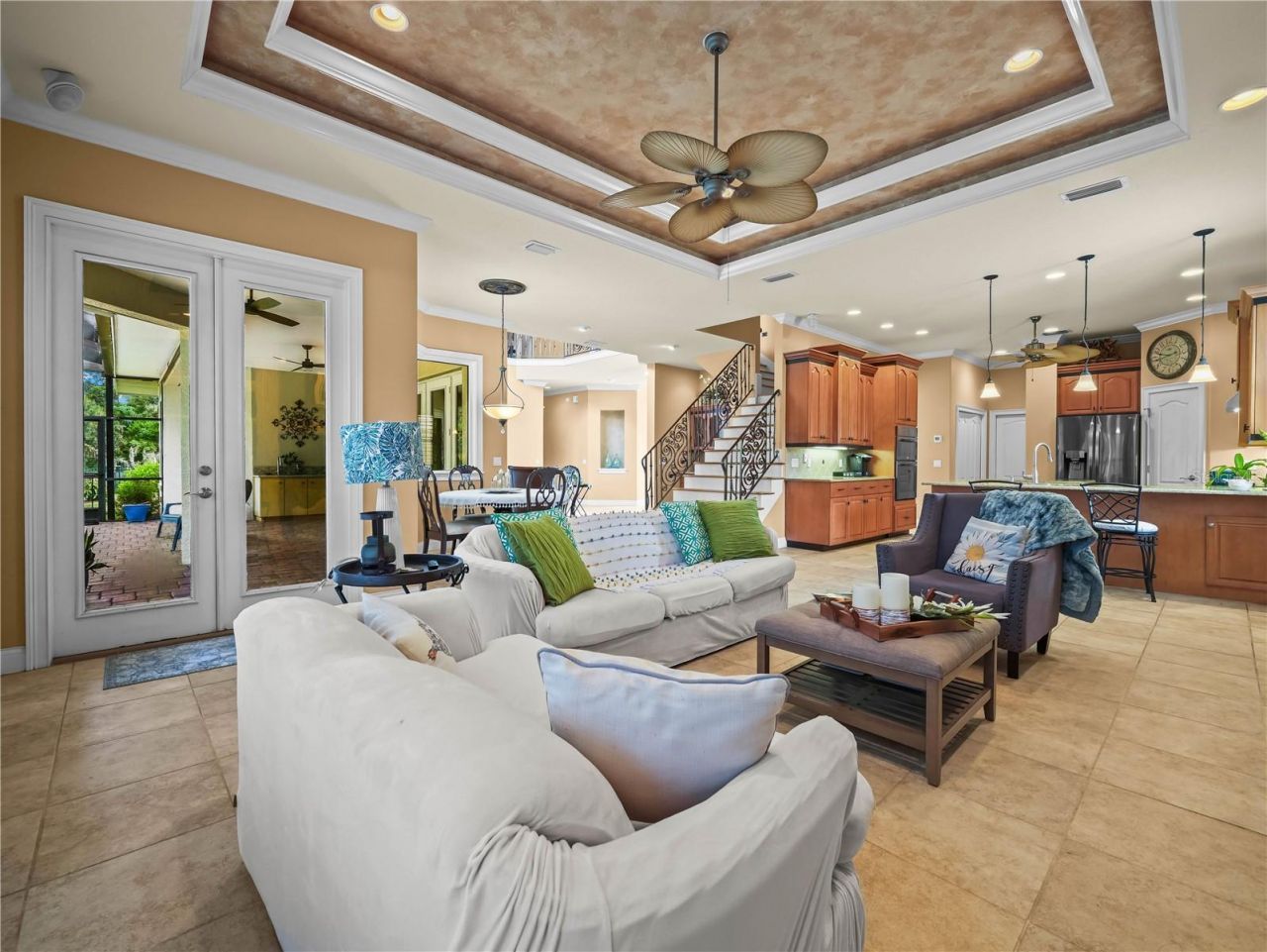 565 Whisper Woods Drive, Lakeland, FL 33813 Photo