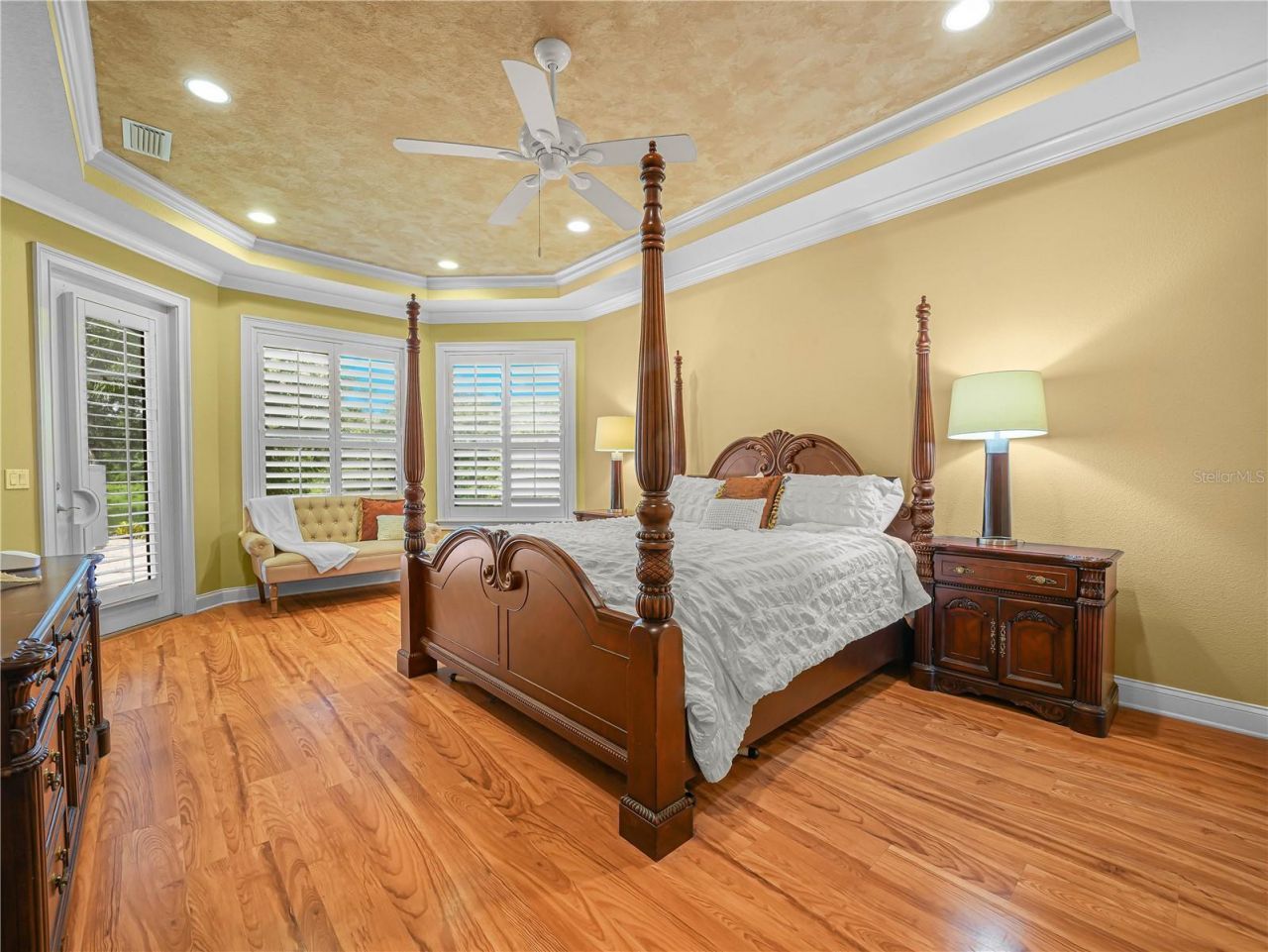 565 Whisper Woods Drive, Lakeland, FL 33813 Photo