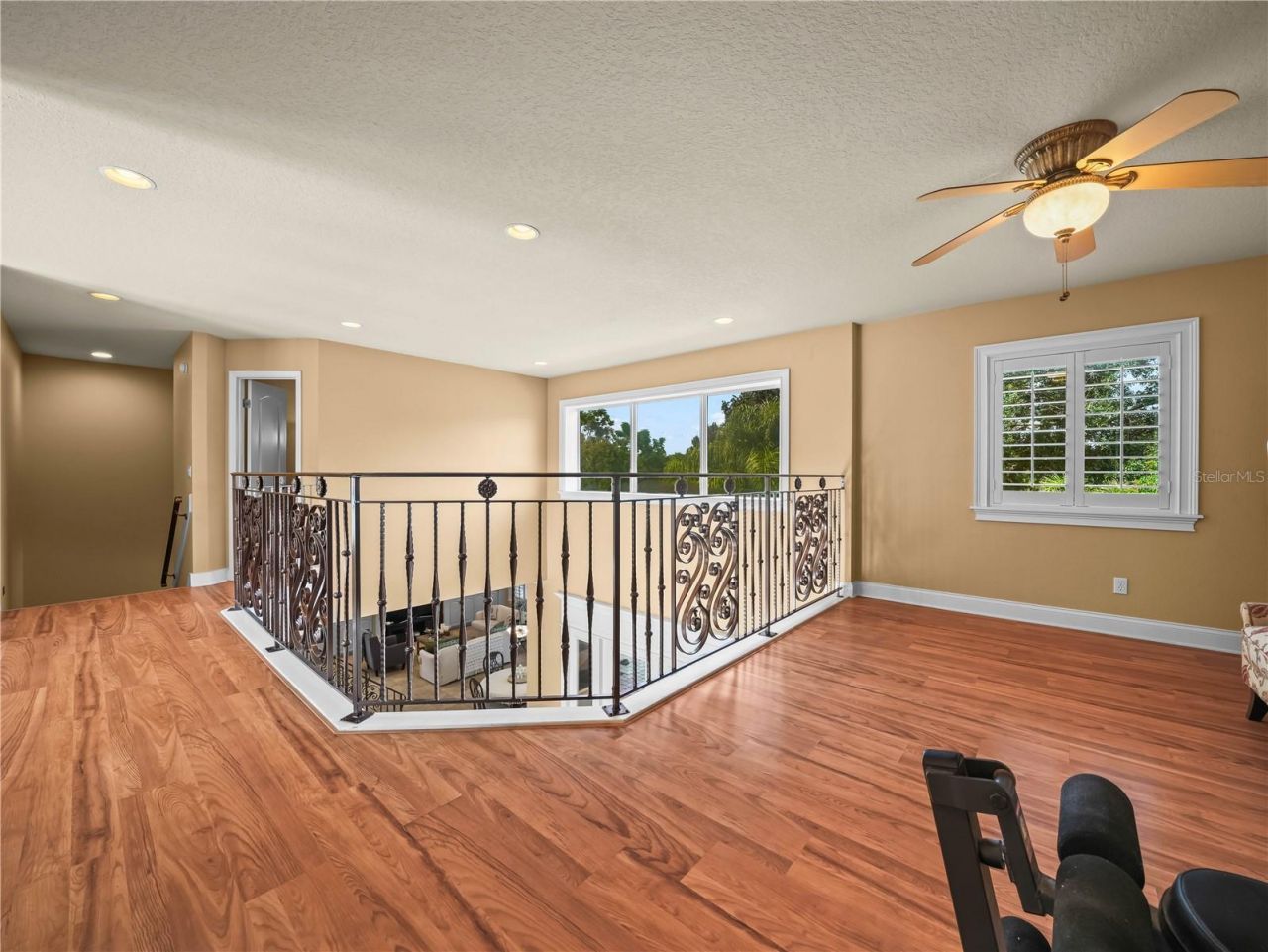 565 Whisper Woods Drive, Lakeland, FL 33813 Photo