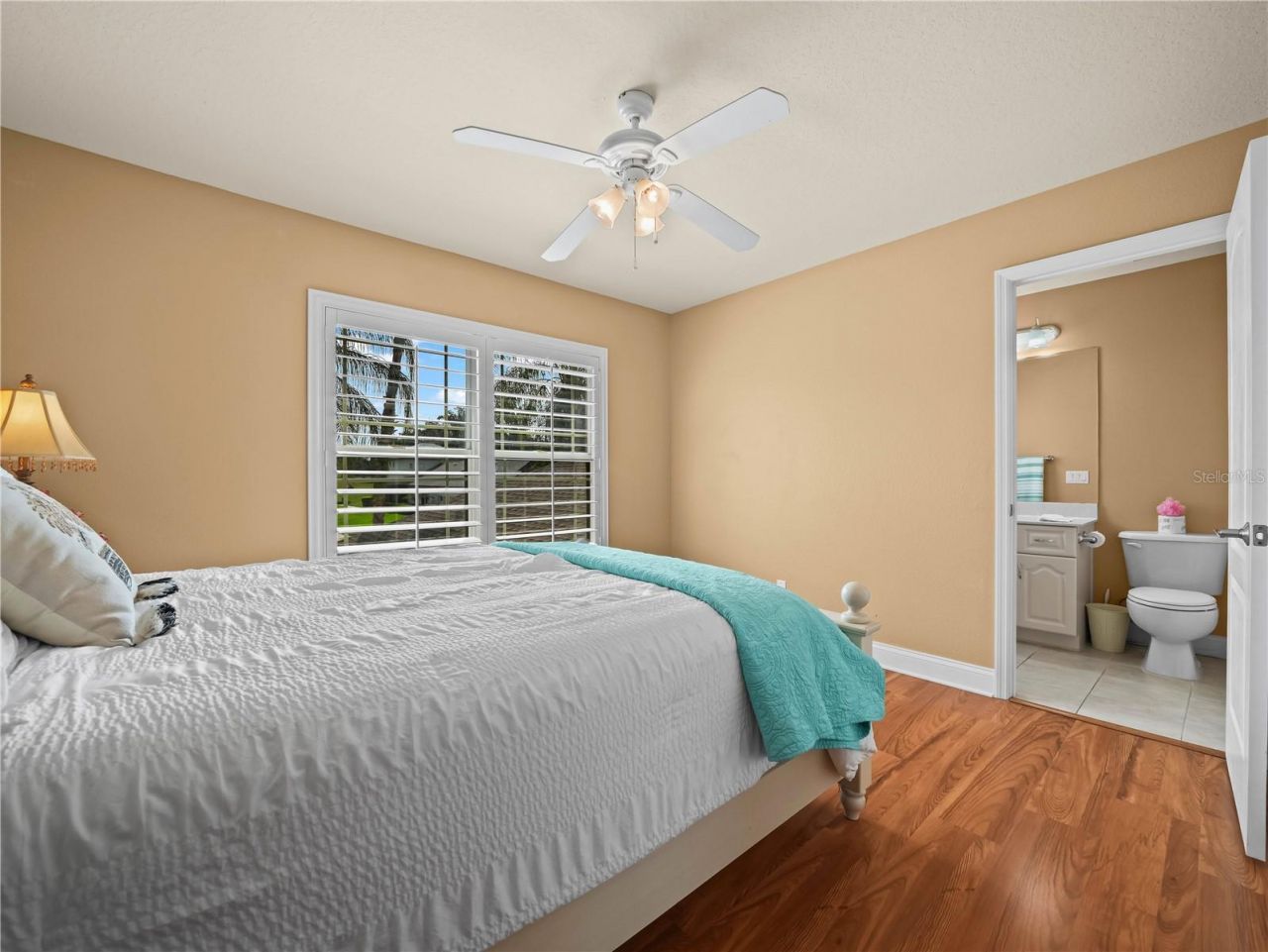 565 Whisper Woods Drive, Lakeland, FL 33813 Photo