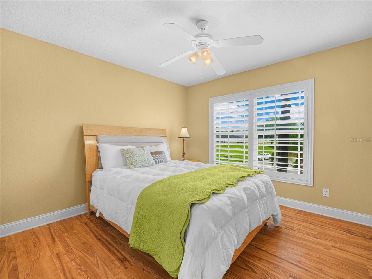 565 Whisper Woods Drive, Lakeland, FL 33813 Photo