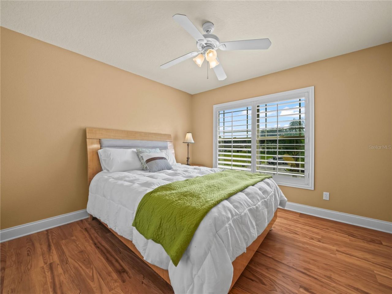 565 Whisper Woods Drive, Lakeland, FL 33813 Photo