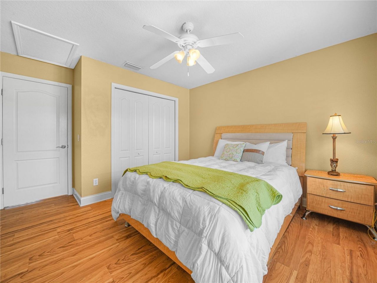 565 Whisper Woods Drive, Lakeland, FL 33813 Photo