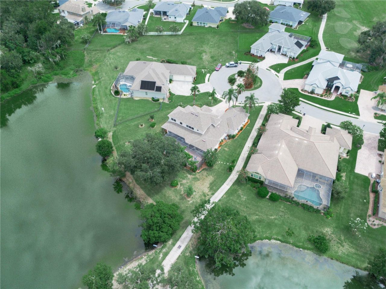 565 Whisper Woods Drive, Lakeland, FL 33813 Photo