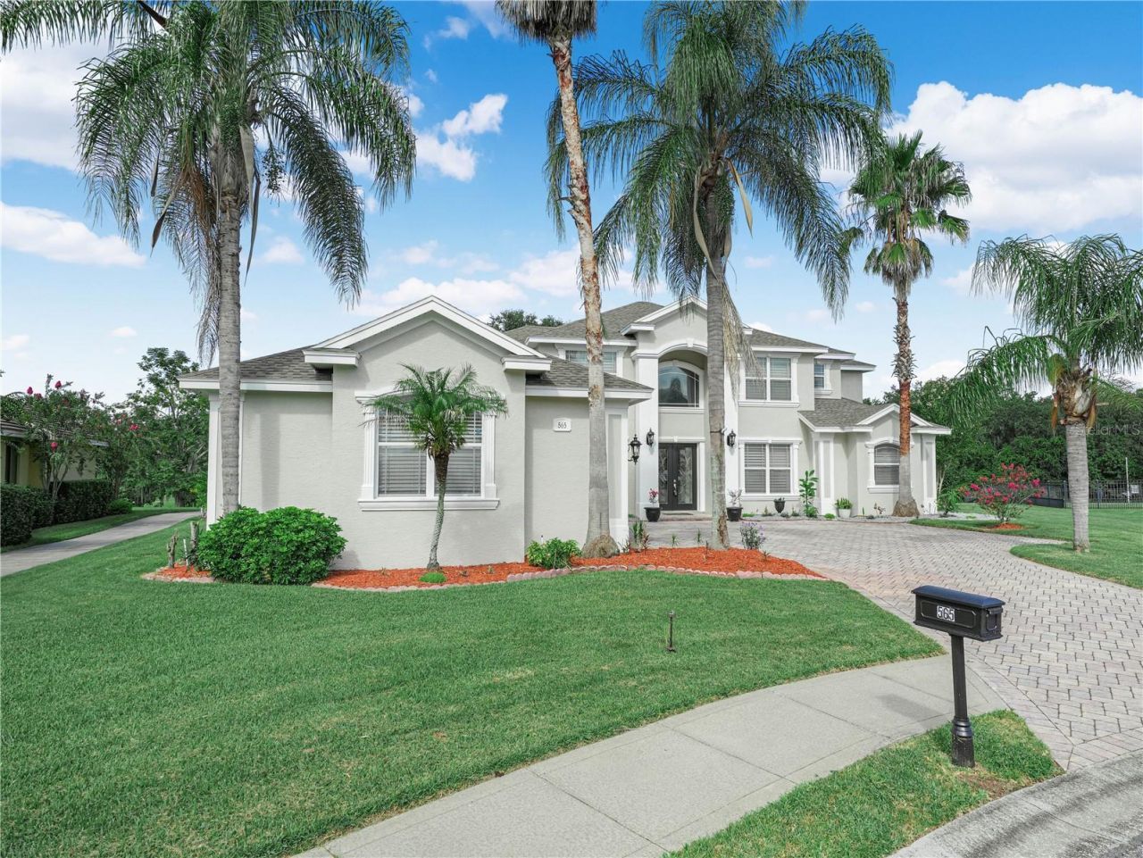 565 Whisper Woods Drive, Lakeland, FL 33813 Photo