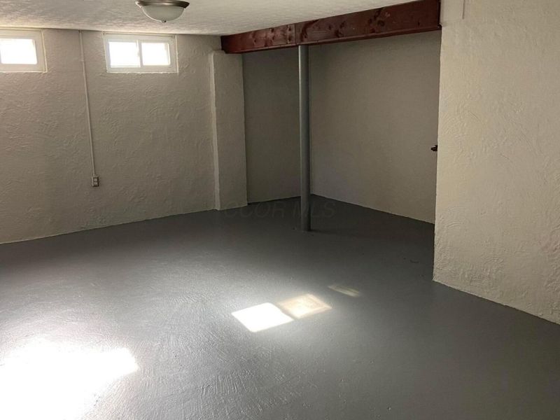 5318 Eisenhower Road, Columbus, OH 43229 Photo 21