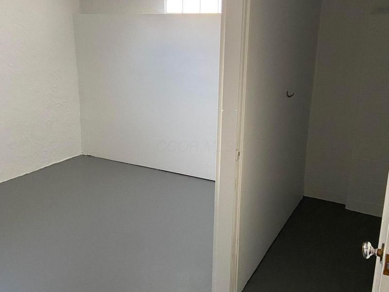 5318 Eisenhower Road, Columbus, OH 43229 Photo 23