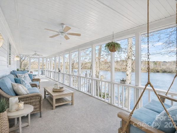 6072 Lookout Heights Drive, Claremont, NC 28610