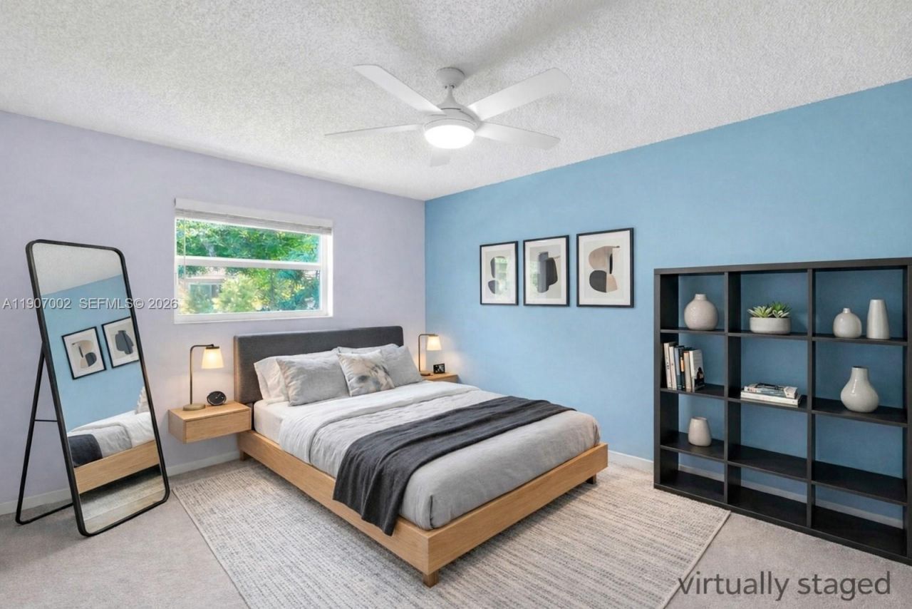 1245 NW 92nd Ave, Pembroke Pines, FL 33024 Photo