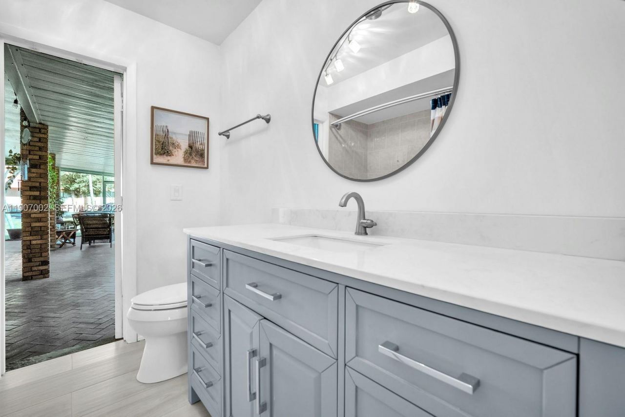 1245 NW 92nd Ave, Pembroke Pines, FL 33024 Photo