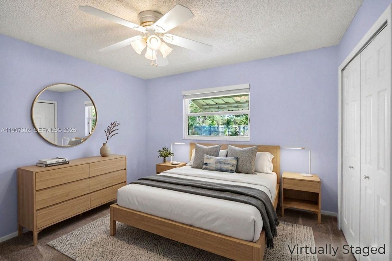 1245 NW 92nd Ave, Pembroke Pines, FL 33024 Photo