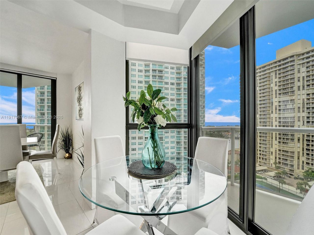 20281 E Country Club Dr, Unit 1114, Aventura, FL 33180 Photo