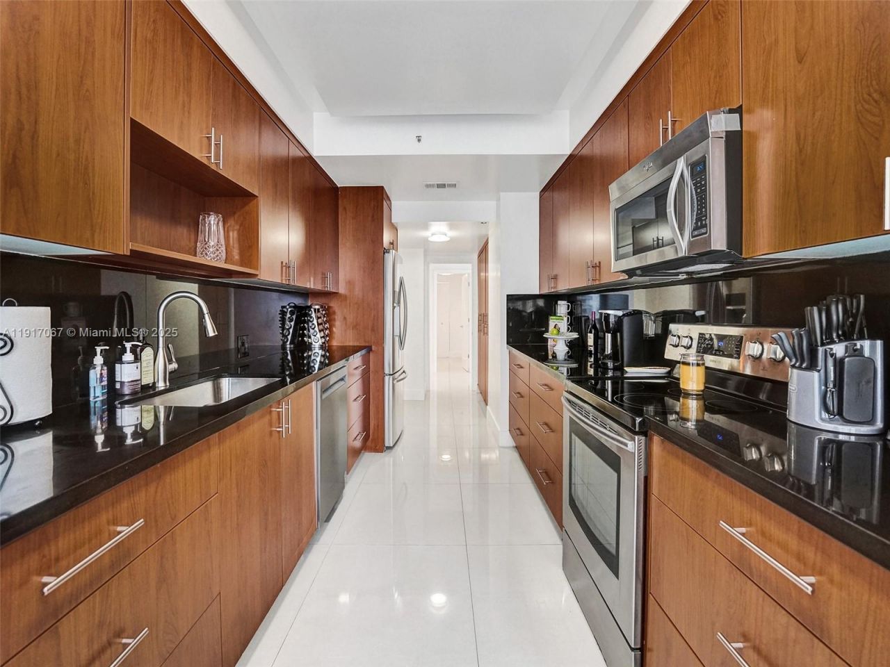 20281 E Country Club Dr, Unit 1114, Aventura, FL 33180 Photo