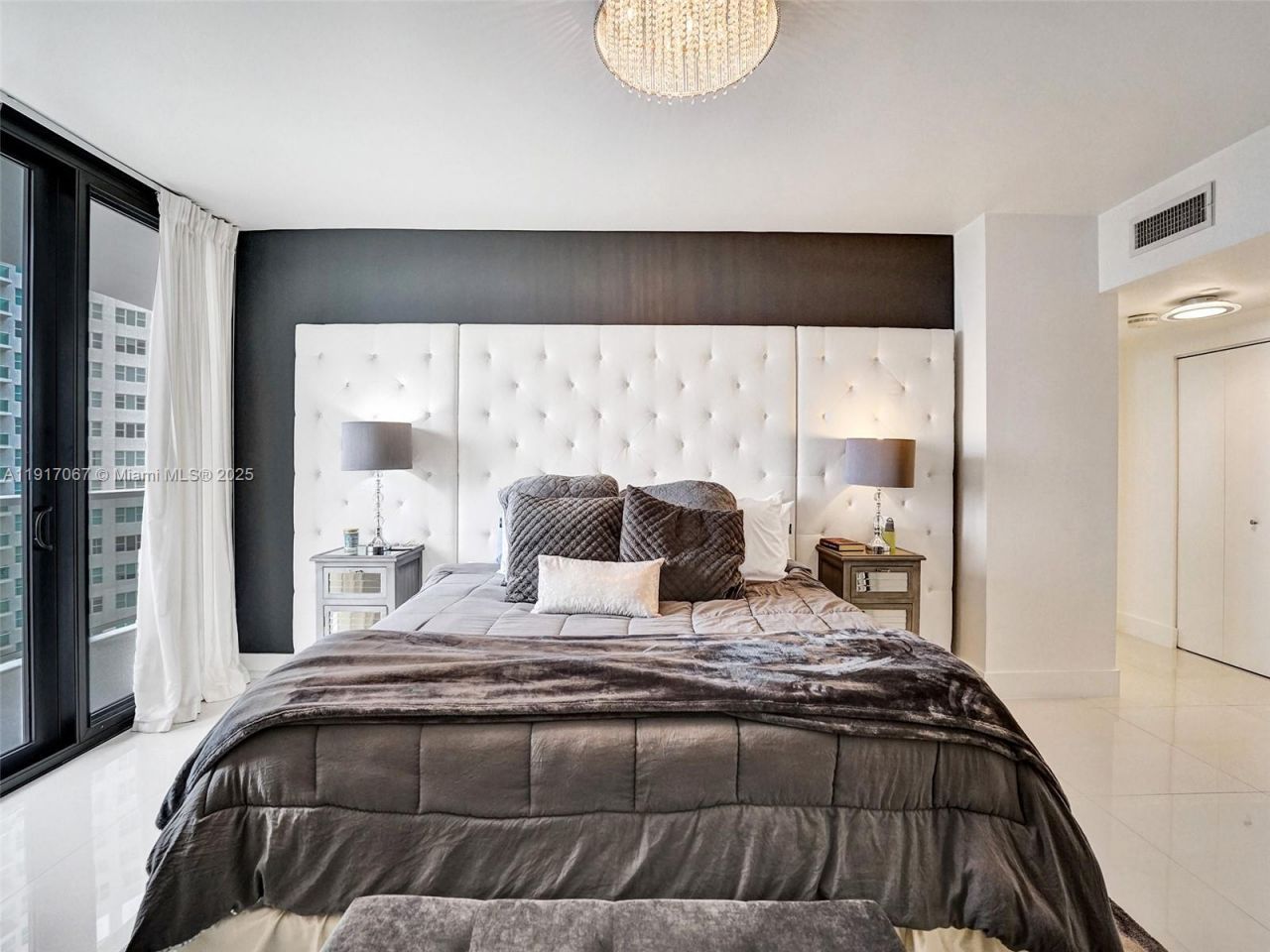 20281 E Country Club Dr, Unit 1114, Aventura, FL 33180 Photo