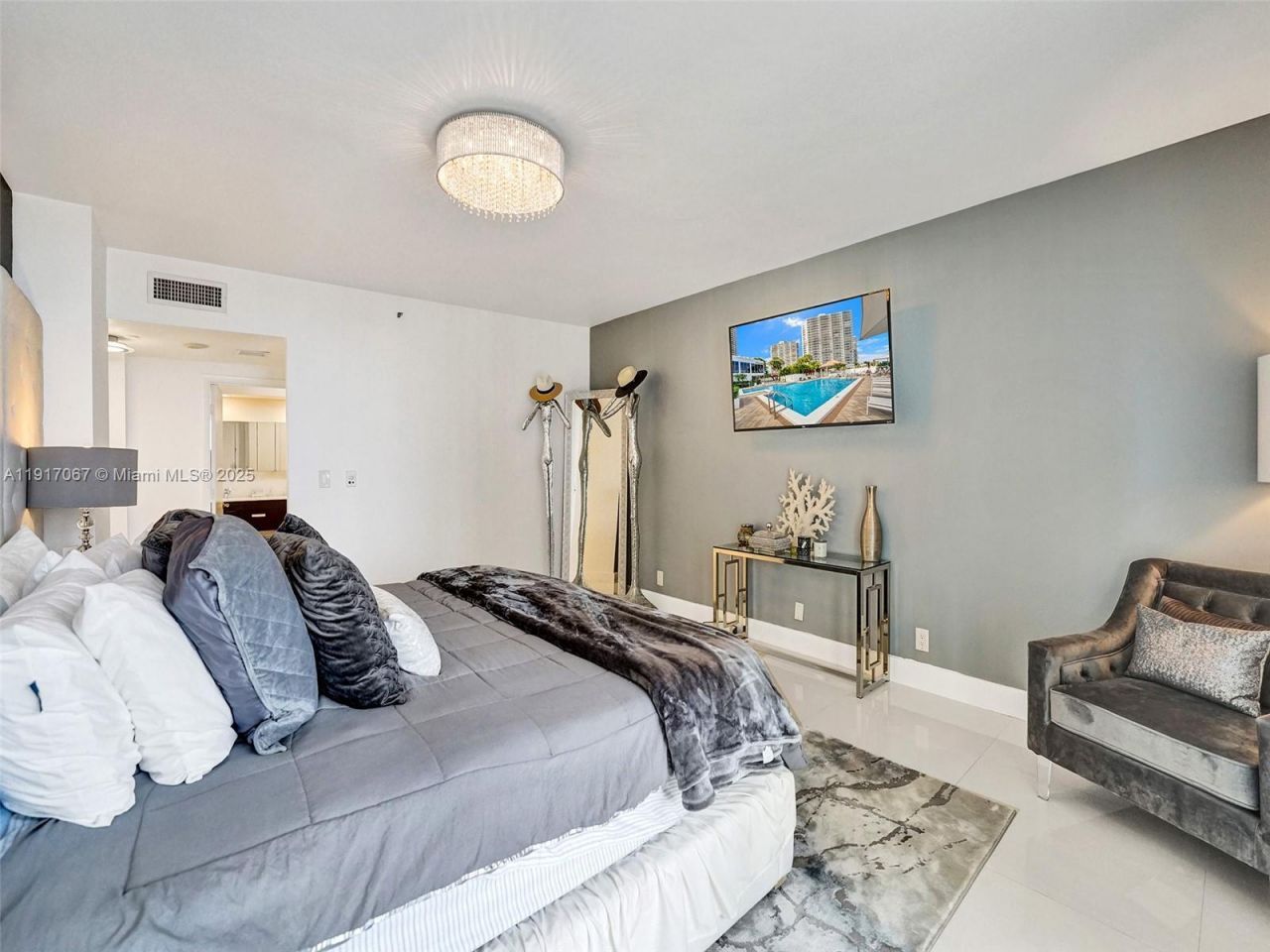 20281 E Country Club Dr, Unit 1114, Aventura, FL 33180 Photo