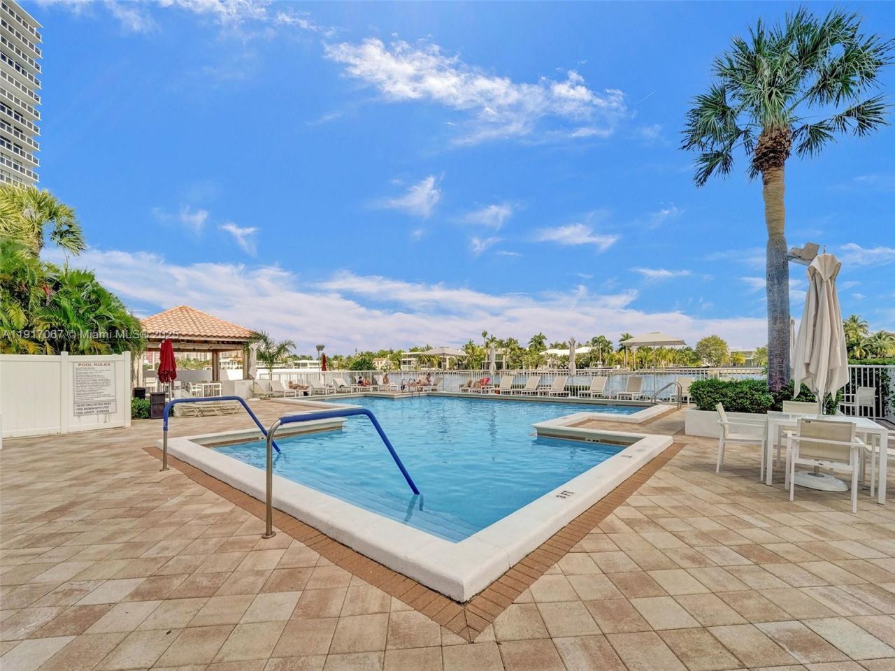 20281 E Country Club Dr, Unit 1114, Aventura, FL 33180 Photo