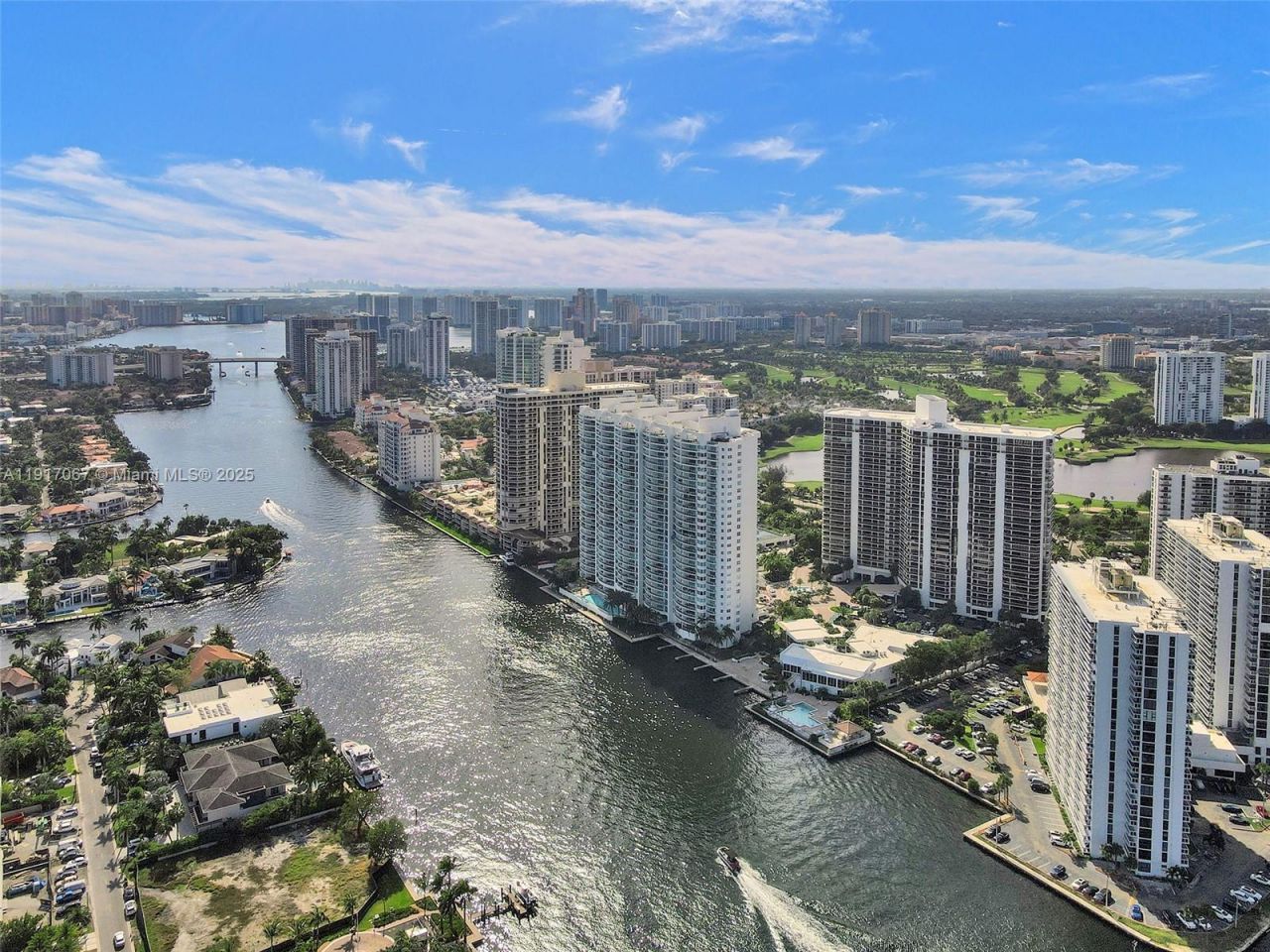 20281 E Country Club Dr, Unit 1114, Aventura, FL 33180 Photo