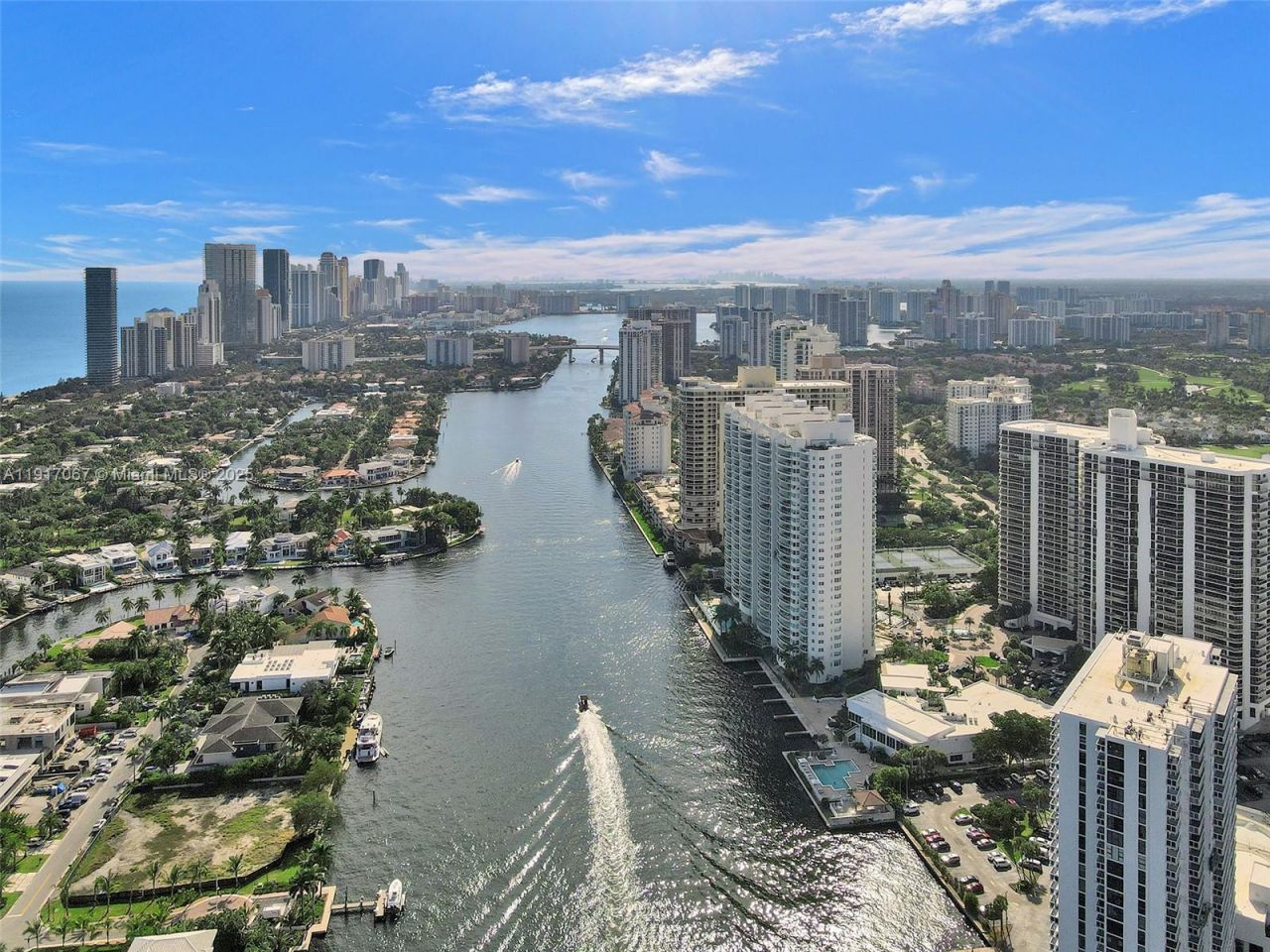 20281 E Country Club Dr, Unit 1114, Aventura, FL 33180 Photo