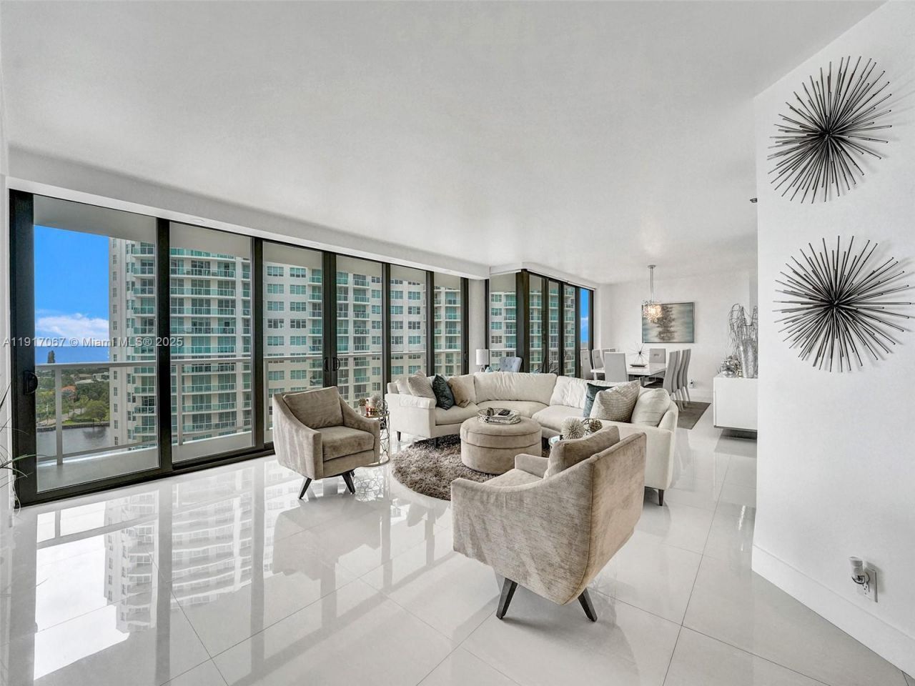 20281 E Country Club Dr, Unit 1114, Aventura, FL 33180 Photo