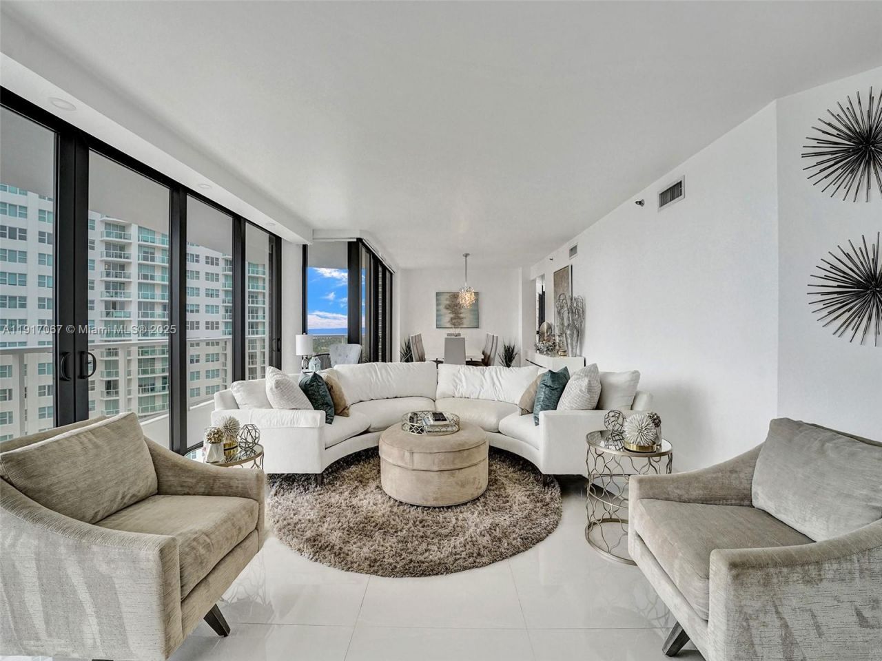 20281 E Country Club Dr, Unit 1114, Aventura, FL 33180 Photo