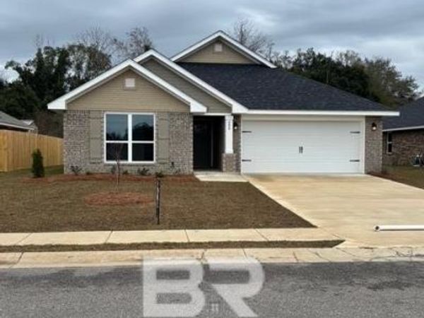688 Mayflower Drive, Foley, AL 36535