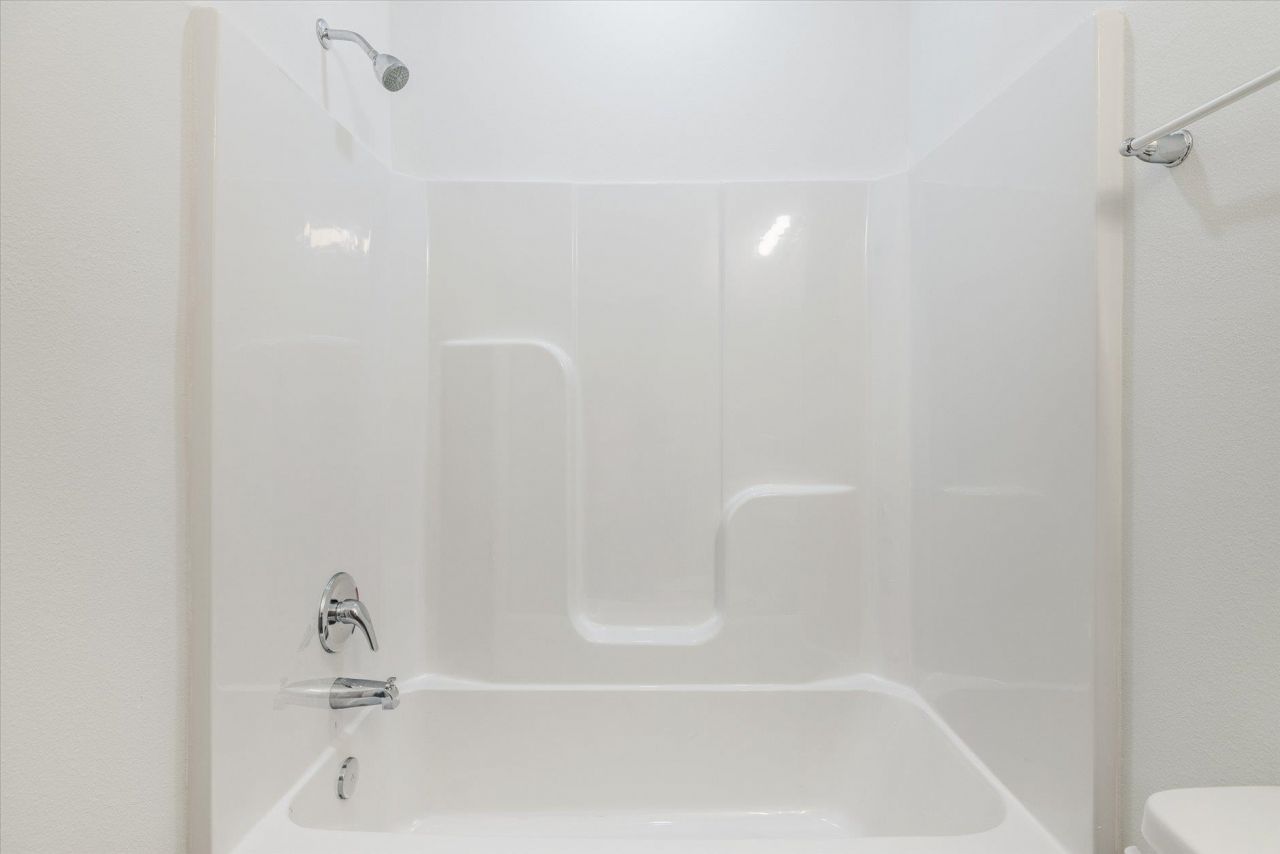 1735 Jacksonbluff Road , Unit 1, Tallahassee, FL 00000 Photo