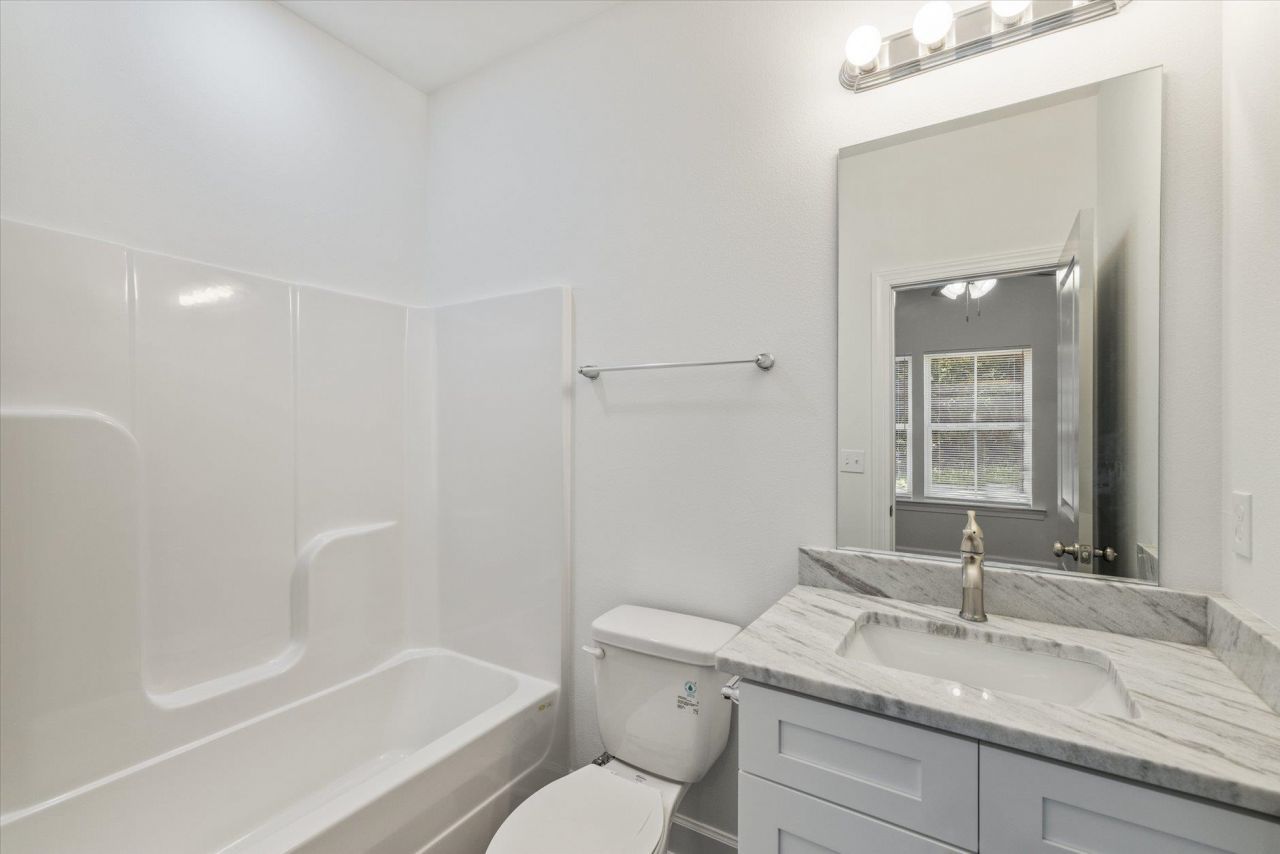 1735 Jacksonbluff Road , Unit 1, Tallahassee, FL 00000 Photo