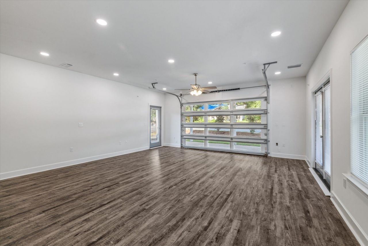 1735 Jacksonbluff Road , Unit 1, Tallahassee, FL 00000 Photo