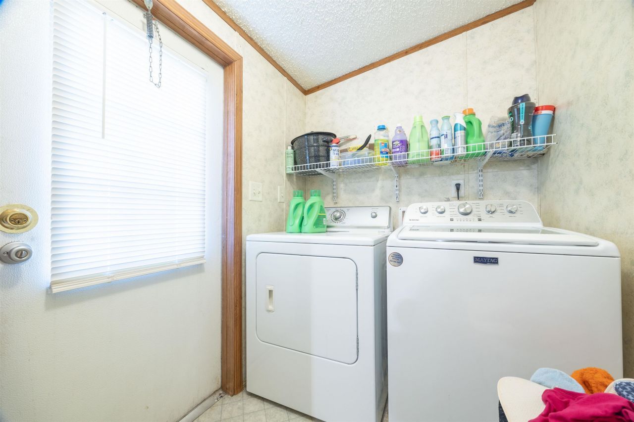 1015 NE Evergreen Avenue, Pinetta, FL 32350 Photo