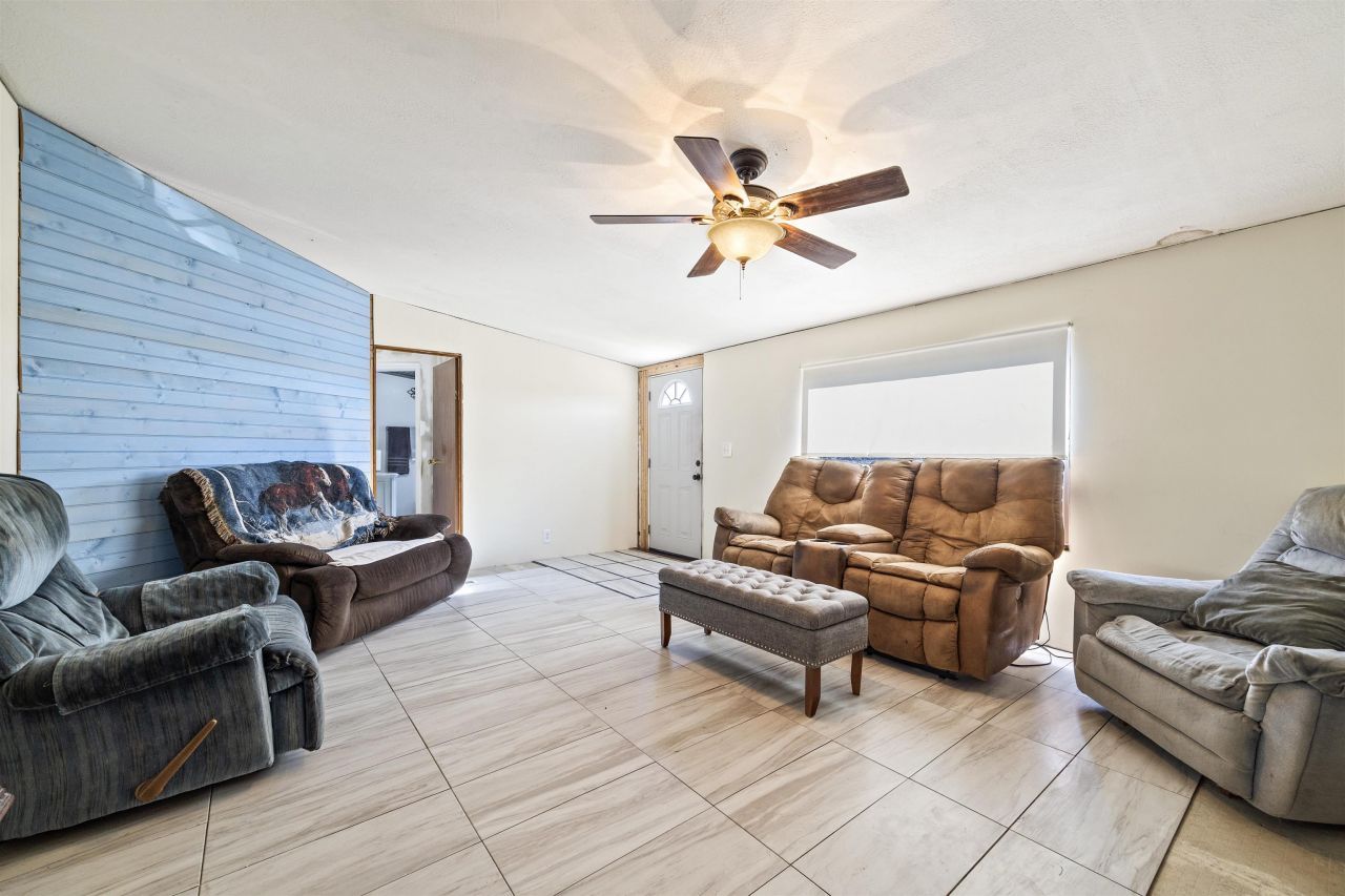 1015 NE Evergreen Avenue, Pinetta, FL 32350 Photo