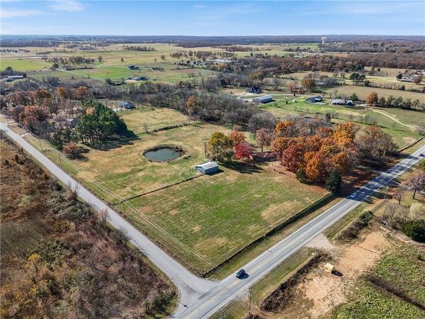 2445 Centerton Boulevard, Centerton, AR 72719