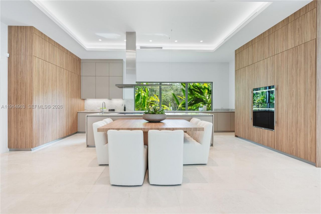 6720 SW 98th St, Pinecrest, FL 33156 Photo