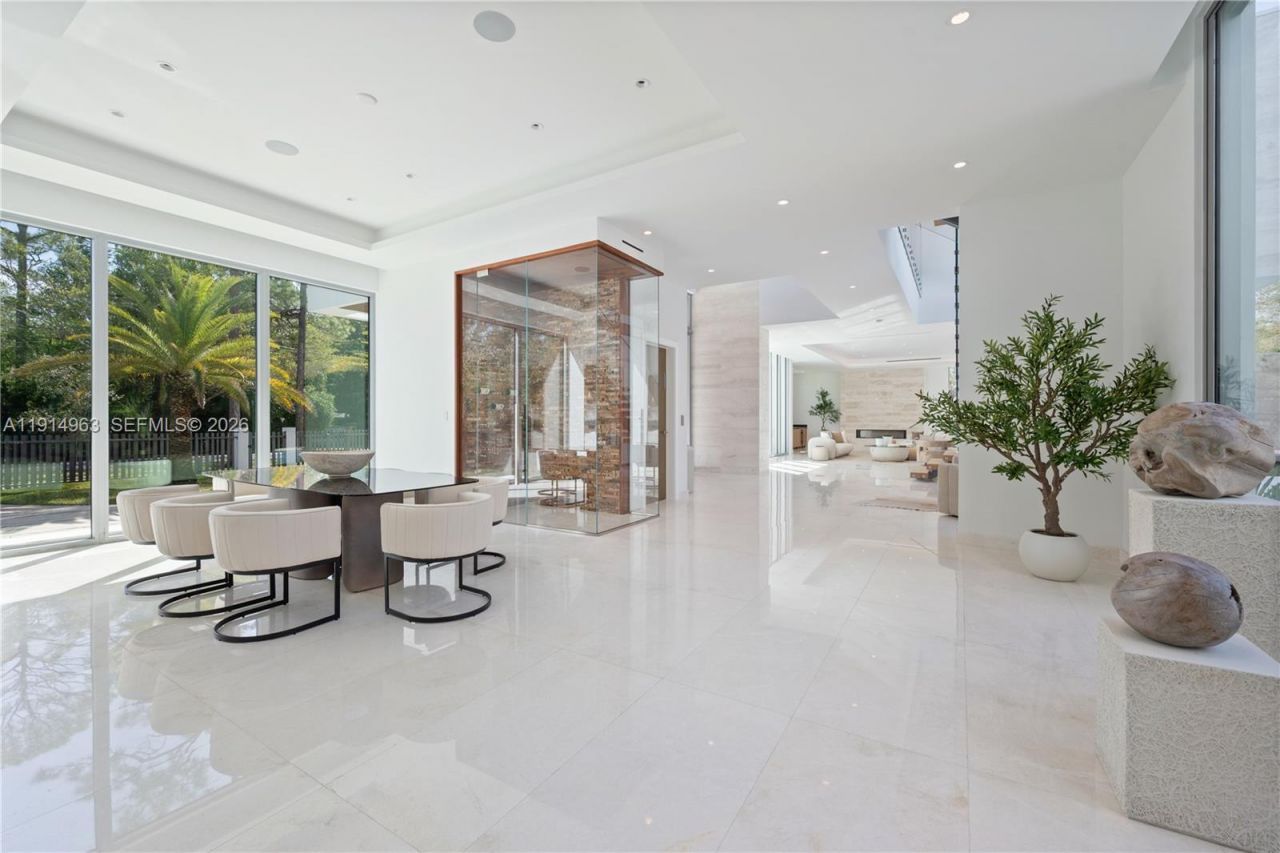 6720 SW 98th St, Pinecrest, FL 33156 Photo